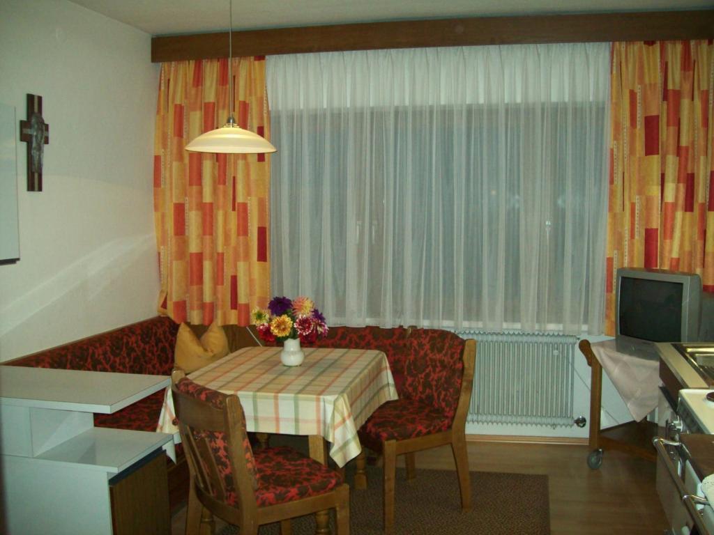 Hotel Pension Grein Pfunds Zimmer foto